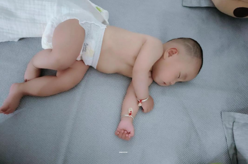 南通四个月宝宝不爱笑